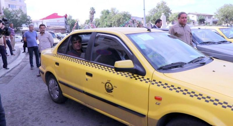 حضور سرزده استاندار گیلان در جمع تاکسیرانان