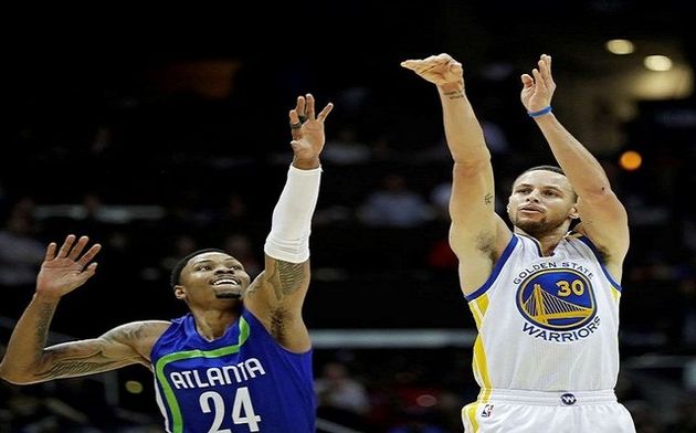 پیروزی گلدن استیت در NBA با 17 پرتاب 3 امتیازی