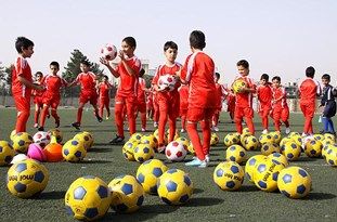 شرکت بیش از 2500 جوان و نوجوان در کلاسهای فوتبال و والیبال طرح تابستانه