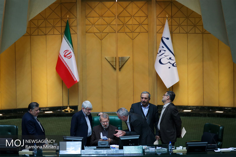 صرافیها کنترل نشود، داستانی شبیه موسسات مالی پیش میآید