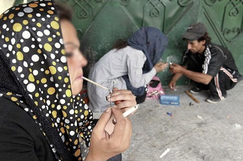 لزوم برگزاری کارگاه آموزشی جهت اجتماعی کردن مبارزه با مواد مخدر