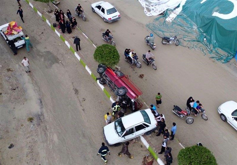 فعالیت تیمهای امداد و نجات دریایی برای یافتن مفقودان طوفان دریایی در بندر دیر آغاز شد