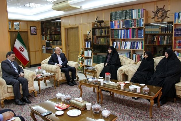 گسترش حضور بانوان در بخشهای مدیریتی وتصمیم گیری گیلان