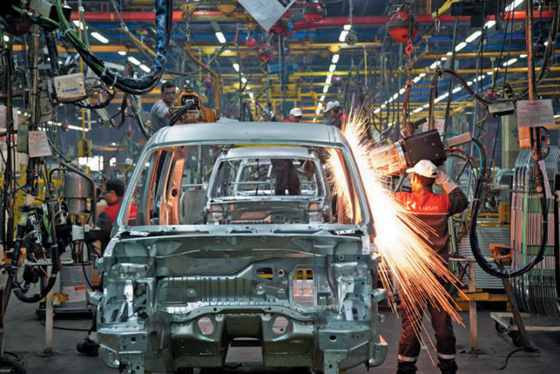 احتمال ورود شورای رقابت به قیمت گذاری خودروهای بالای 50 میلیون