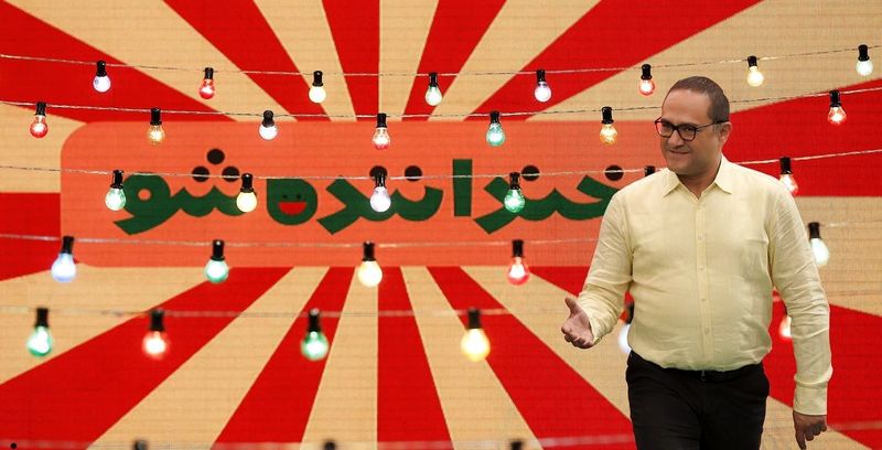 انتقاد از روند جذب مخاطب در خندانندهشو؛ شکستن قبحها همراه با شوخیهای رکیک