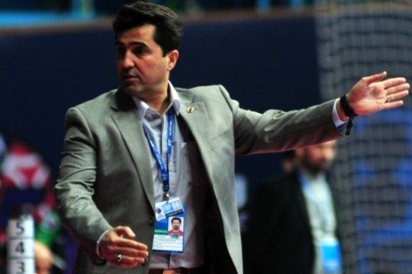 به تمام حریفانمان احترام میگذاریم