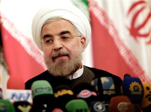 روحانی اشتباه احمدینژاد را تکرار نکند