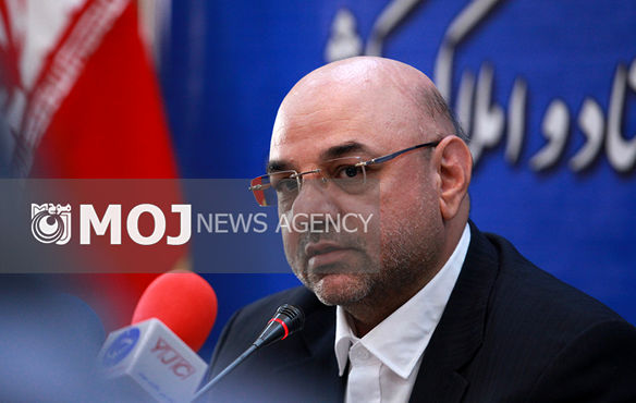 حذف دفاتر دست نویس اسناد تا پایان هفته / ثبت اسناد ۲۰۰ ساختمان کم دارد