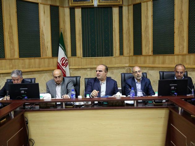 در سال جاری با جدیت بیشتر روند توسعه کرمانشاه را دنبال میکنیم