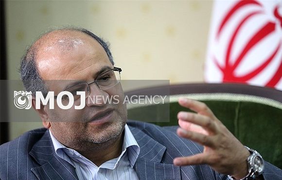 داروسازان یکی از حلقه های موثر درمان هستند