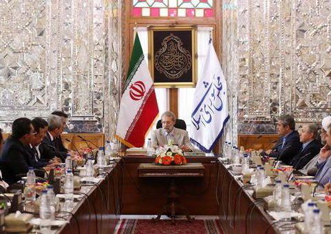 لاریجانی: ظرفیتهای زیادی برای همکاری اقتصادی میان ایران و اندونزی وجود دارد