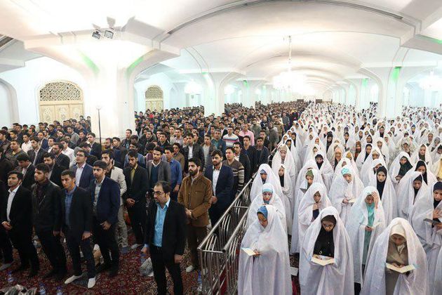جشن ازدواج زوجهای نابینا در هتل صحاب طرقبه برگزار میشود