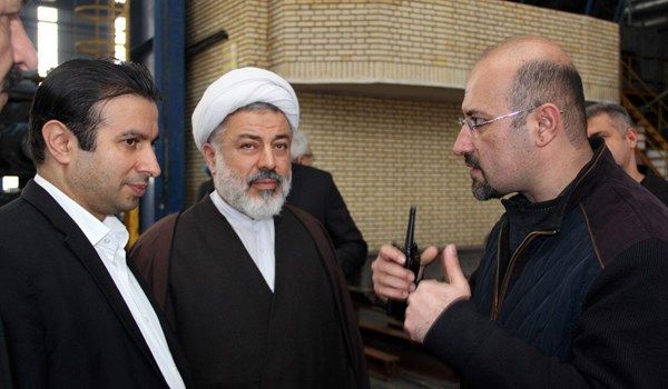 دولت و مجلس باید موضوع اقتصاد و تولید در کارخانجات را جدی بگیرند