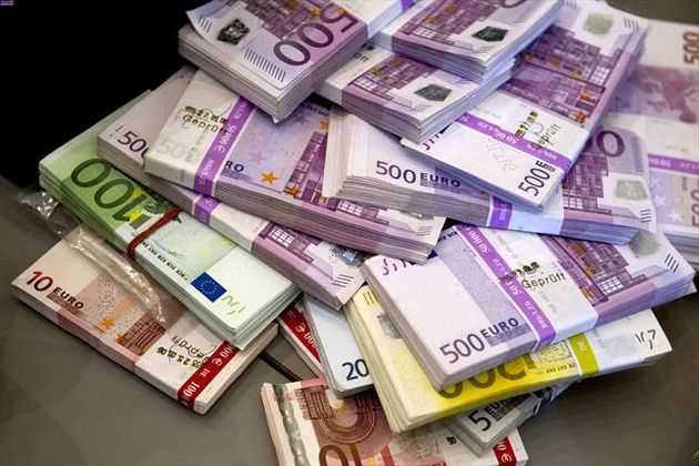 قیمت یورو ۵۱ هزار و ۸۲۴ ریال شد