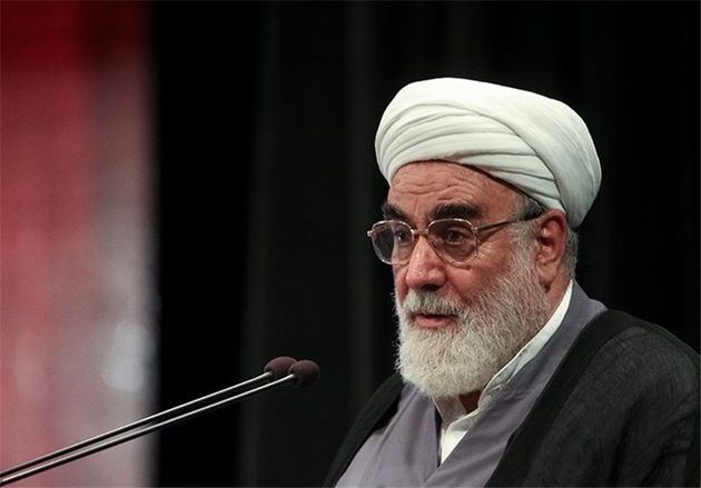 قرائت پیام مقام معظم رهبری در مراسم وداع با شهدای ترور