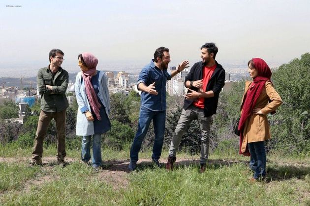 «زرد» پس از «ساعت ۵ عصر» اکران عمومی میشود