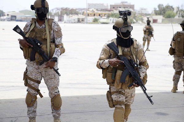 توطئه آمریکا و امارات برای تسلط بر چاههای نفت یمن