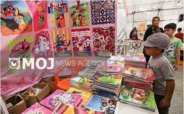برپایی نمایشگاه «باز باران» همزمان با آغاز سال تحصیلی ۹۶-۹۵