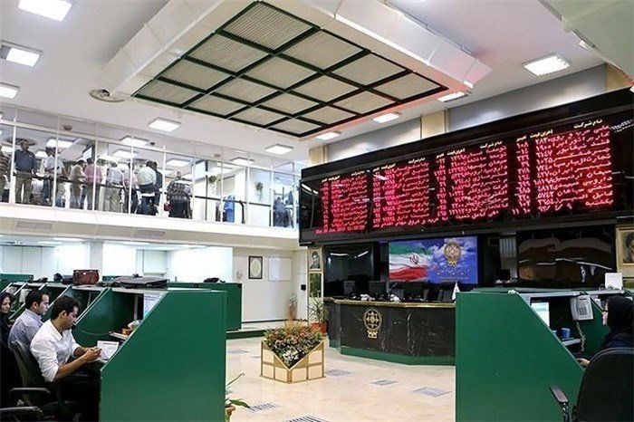 ارزش بازار بورس تهران323 هزار میلیارد تومان است