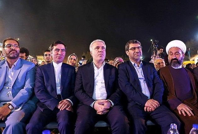 جشنواره اقوام ایرانی محلی برای تبادل اطلاعات و معرفی جاذبه ها است/ جشنواره ی ملی چارسوق تا اول محرم ادامه دارد