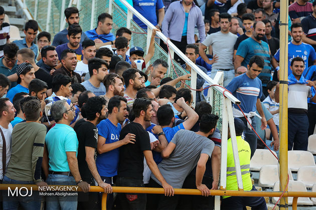 اگر در بازی با السد پرتاب ترقه تکرار شود تماشاگران استقلال محروم می شوند
