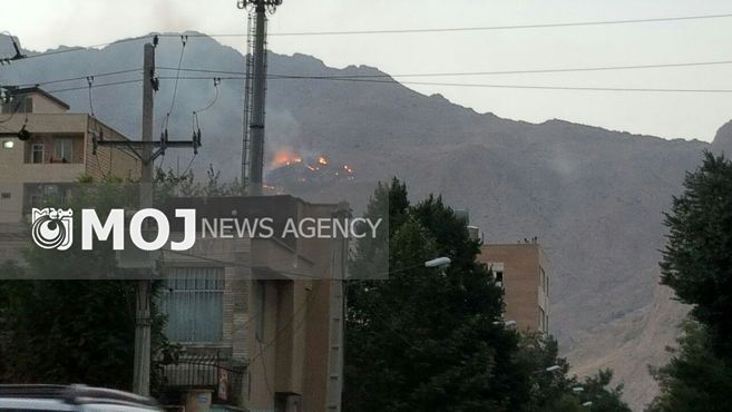 تاق بستان بازهم در آتش