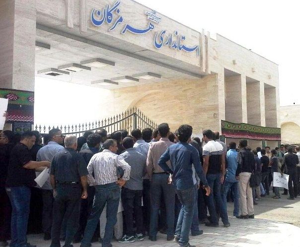 زمزمههای تخریب بازار جدید ماهی فروشان بندرعباس موجب تجمع غرفه داران شد