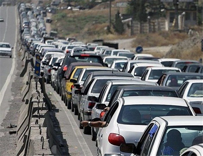 ترافیک نیمه سنگین در آزاد راه تهران-کرج/ بارش برف و باران در استان کرمان