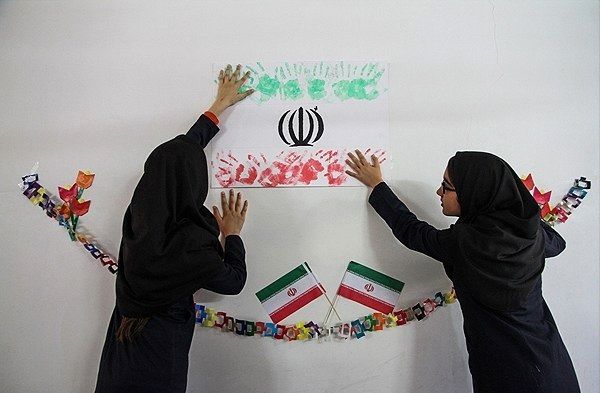 هشت هزار برنامه فرهنگی و هنری دهه فجر در مدارس خوزستان اجرا می شود
