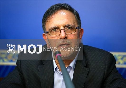 نگاه دولت به شبکه بانکی واقعبینانه شده است