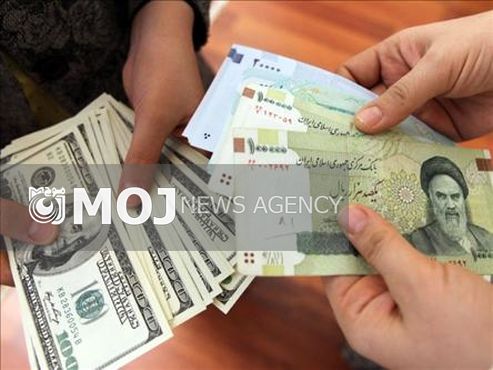 افت یک ریالی دلار دولتی + جدول قیمت