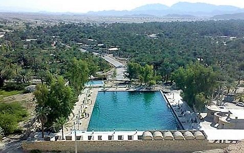 احیای نخلستان ها و راه اندازی اقامتگاه های بوم گردی در بخش فین