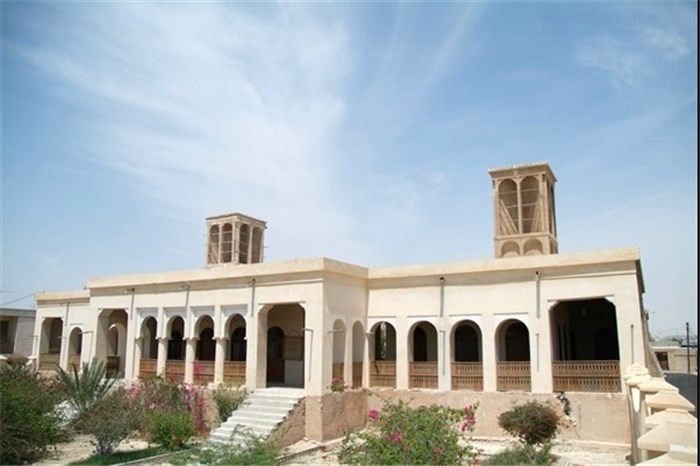 مرحله دوم مرمت خانه فکری بندرلنگه آغاز شد