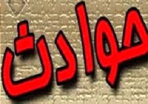 خروج اتوبوس از جاده به دلیل خواب آلودگی راننده