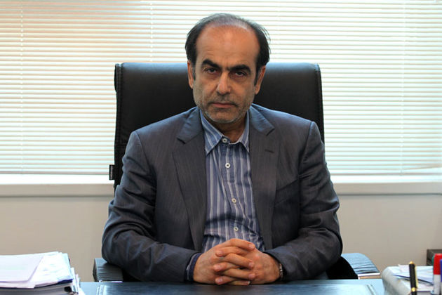 خادمی: مجلس از من میخواهد متن استیضاح وزیر نفت را تهیه کنم / باید دکل خارجی بخریم