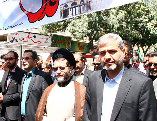 با اتکاء به توان داخلی قادر به عبور از همه دشواریها خواهیم بود
