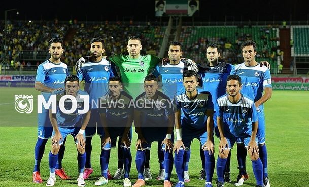 اعتصابکنندههای استقلال خوزستان به باشگاه میروند