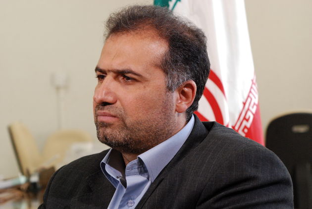 هیأت رئیسه مجلس بهتر است ترکیبی از سه فراکسیون باشد