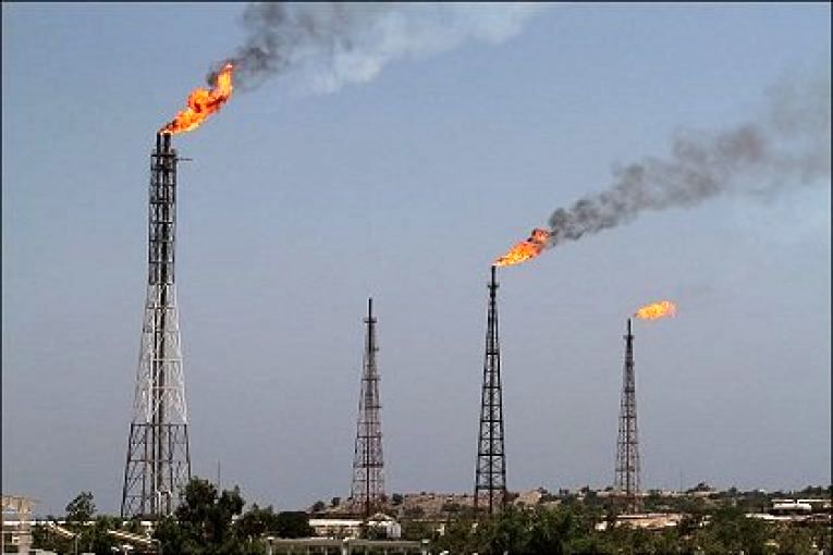فروش گازهای فلر مناطق نفت خیز جنوب به بخش خصوصی برای نخستین بار انجام شد