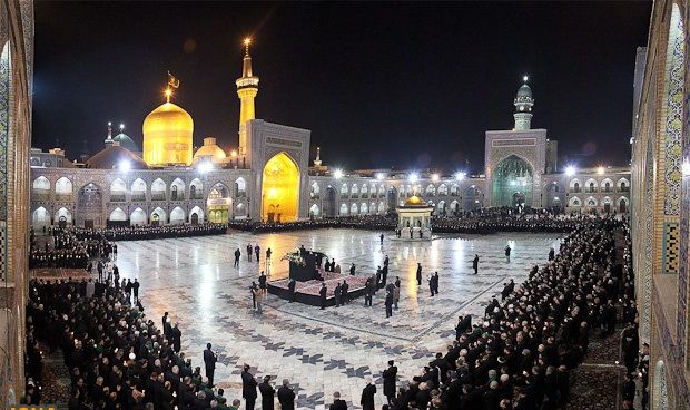 ویژه برنامههای دهه مهدویت در حرم مطهر رضوی اعلام شد