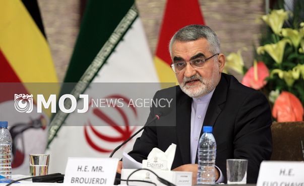محکومیت بیش از ۵۰ میلیارد دلاری آمریکا در ایران / جلالی را رفیق میدانم نه رقیب