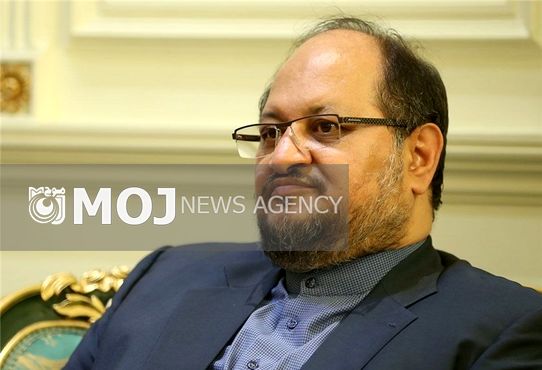 جهانگیری از نمایشگاه دستاوردهای وزارت ارتباطات بازدید کرد
