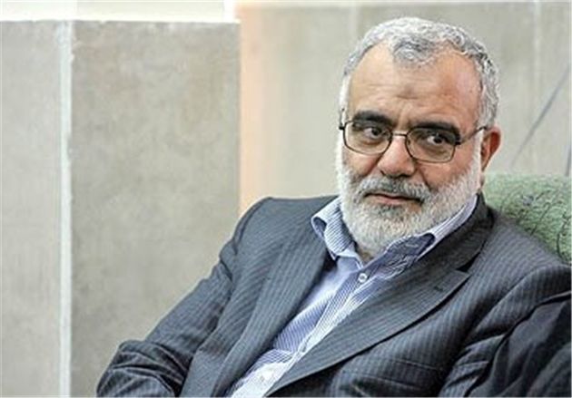 دستورات تولیت آستان قدس برای ما حکم قانون دارد