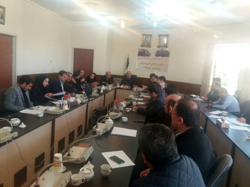 تاکید بر استفاده از ظرفیتهای قانونی در تسویه مطالبات پیمانکاران کرمانشاه