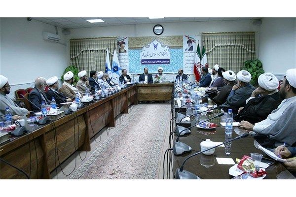 روحیه بصیرتافزایی در دانشگاهها تقویت شود