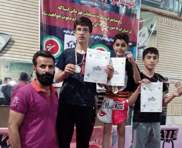 کیگ بوکسینگ کاران کردستانی سه نشان رنگارنگ را درو کردند