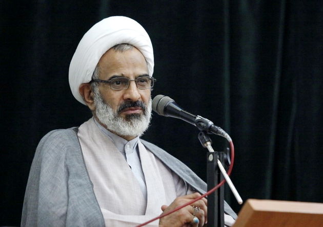 دشمن برنامه دارد و اعتراف میکند که ما توان شکستن انقلاب را نداریم