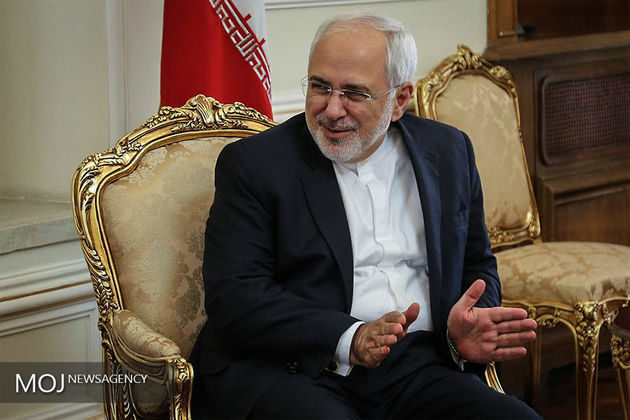 ظریف: مراسم تحلیف نشانهای از اقتدار نظام بود