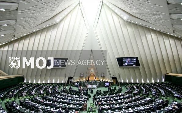 رئیس فدراسیون کشتی از محمد بنا دفاع کرد