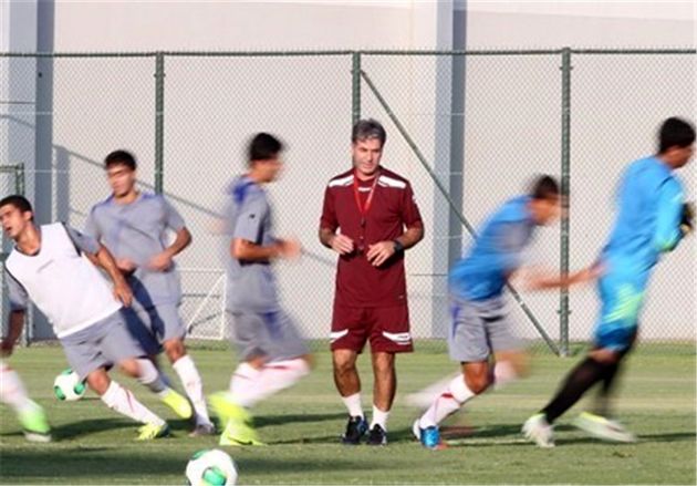 عزتاللهی با باشگاه ملوان به توافق رسید
